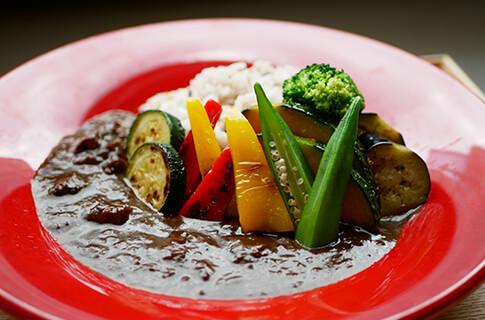 LEOCのこだわりカレー　コクとろ極みカレー焼き野菜添え