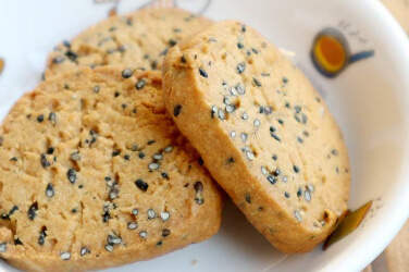 カルシウム「ごまきなこサブレ」