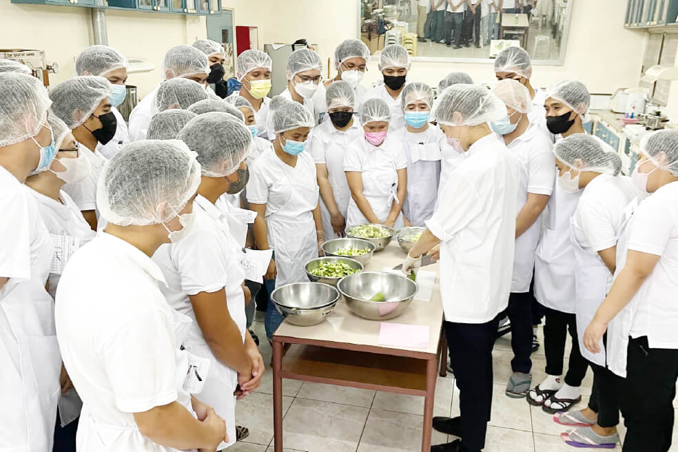 海外人財イメージ1