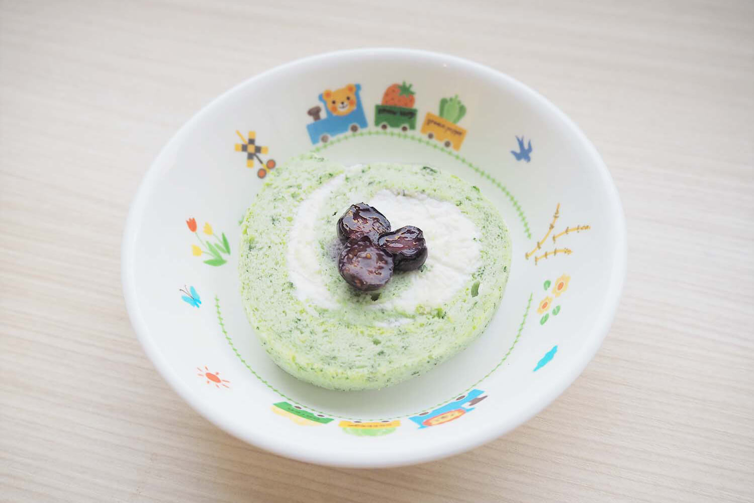 小松菜のロールケーキ