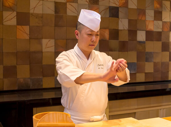 鮨　銀座おのでらNY支店　ミシュラン二つ星獲得のお知らせ