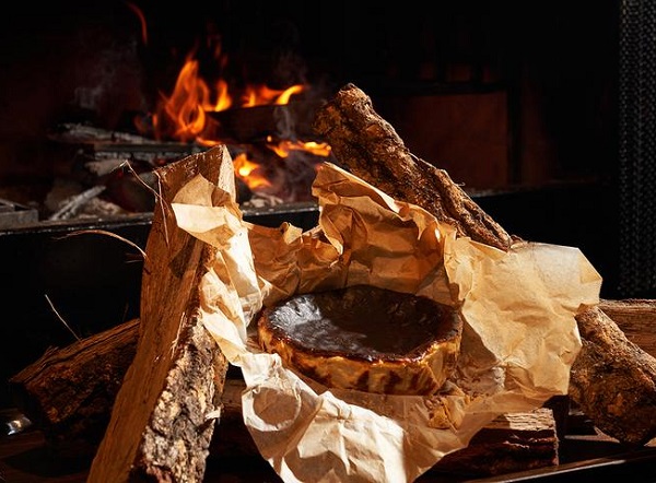 【メディア掲載】「ELLE ONLINE」に「薪焼 銀座おのでら」をご掲載いただきました