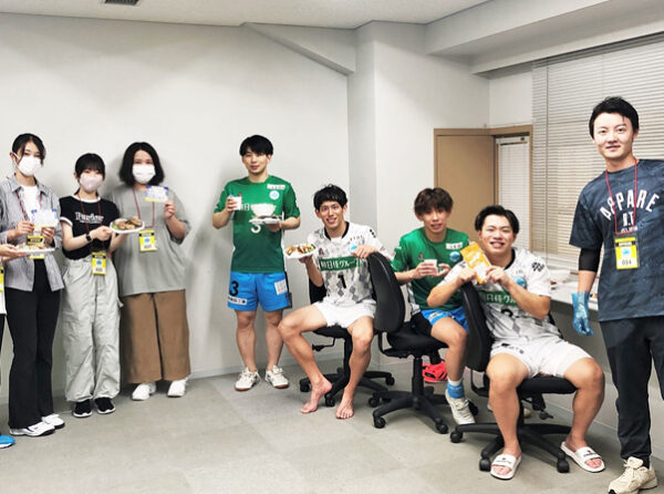 北海道文教大学の学生がFリーグ「エスポラーダ北海道」の献立作成に挑戦