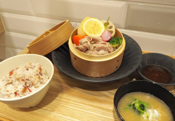 職域食堂「YEBISU GARDEN CAFE」にてクエン酸の日特別メニューを提供
