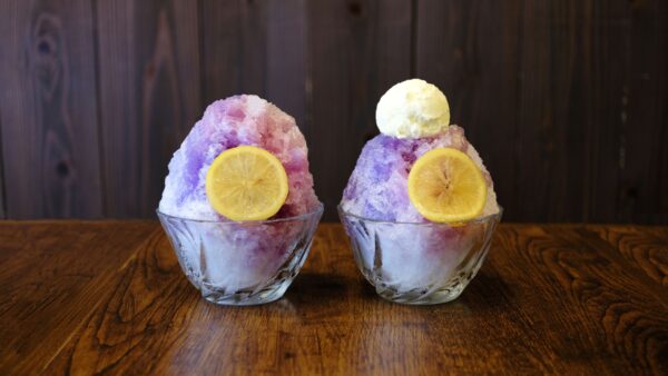 鎌倉の紫陽花シーズン目前！ はちみつレモンのシロップをかけて色の変化を楽しむ 「紫陽花レモン かき氷」、「紫陽花レモン クリームかき氷」が登場/5月26日（月）より期間限定販売